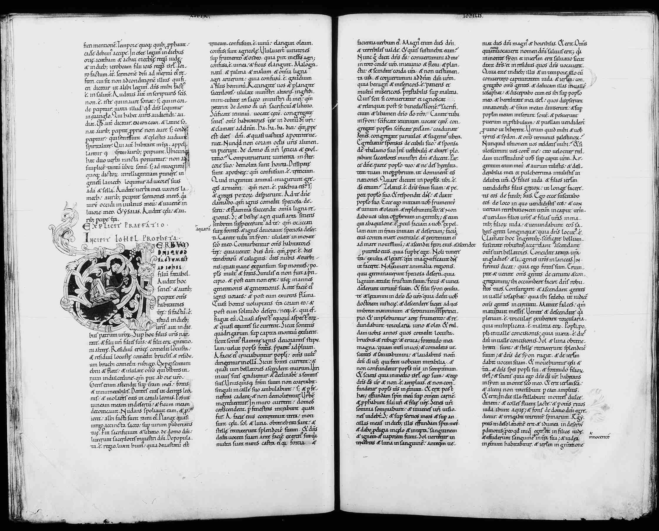 11th-c. Bible in Latin, Durham Cathedral Library (<a href='https://w3id.org/vhmml/readingRoom/view/79553'>England 4</a>)